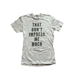 Shania Twain Gray Women’s “That don’t impress me much” Merch Tee Size Small